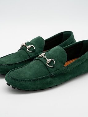 size 9G 9.5 US Gucci Driver Horsebit Suede Green Loafers